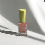 Chic Peach Nail Varnish